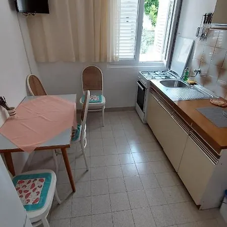 Julija Διαμέρισμα