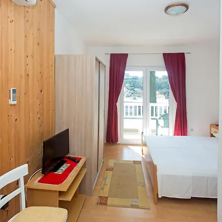Julija Apartamento *