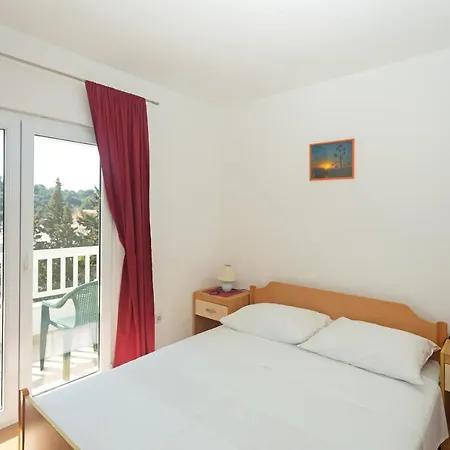 Julija Apartamento *